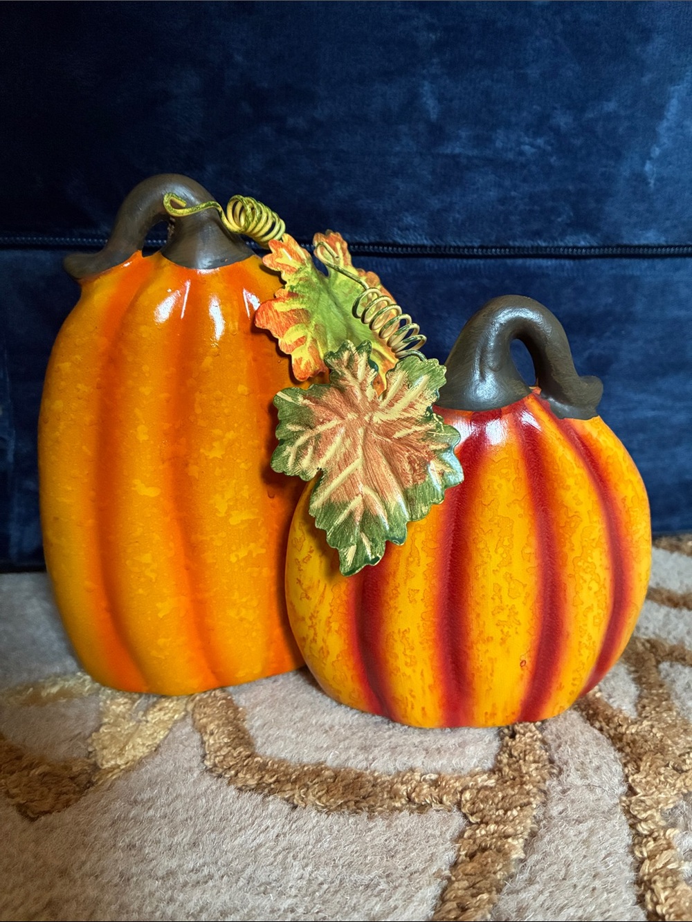 Wallflower Green Truck with Orange Pumpkins Autumn Décor - Picture 5 of 8